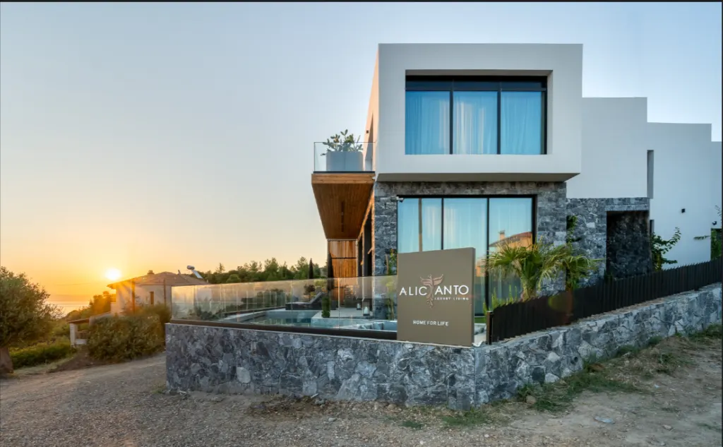 Alicanto Luxury Villa I