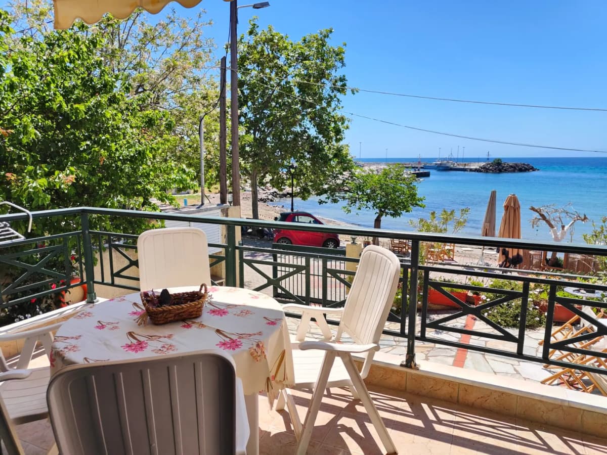 Electra’s Beach Front Apartment