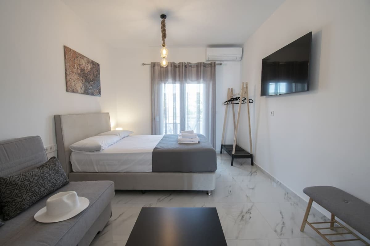 Nikiti Central Suites - Nikiti Halkidiki