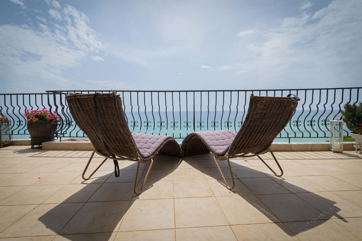 Poseidon Seafront Apartment - Siviri Halkidiki