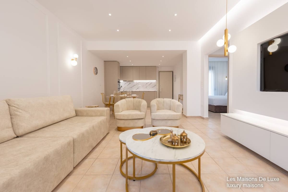 Les Maisons Deluxe Superior by RentalsPro